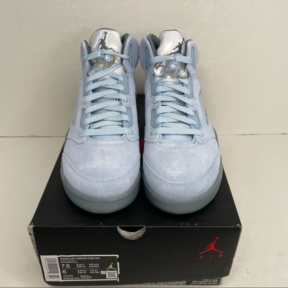 Nike Air Jordan 5 Retro WMNS “Bluebird” NEW 2021 - Picture 2 of 4